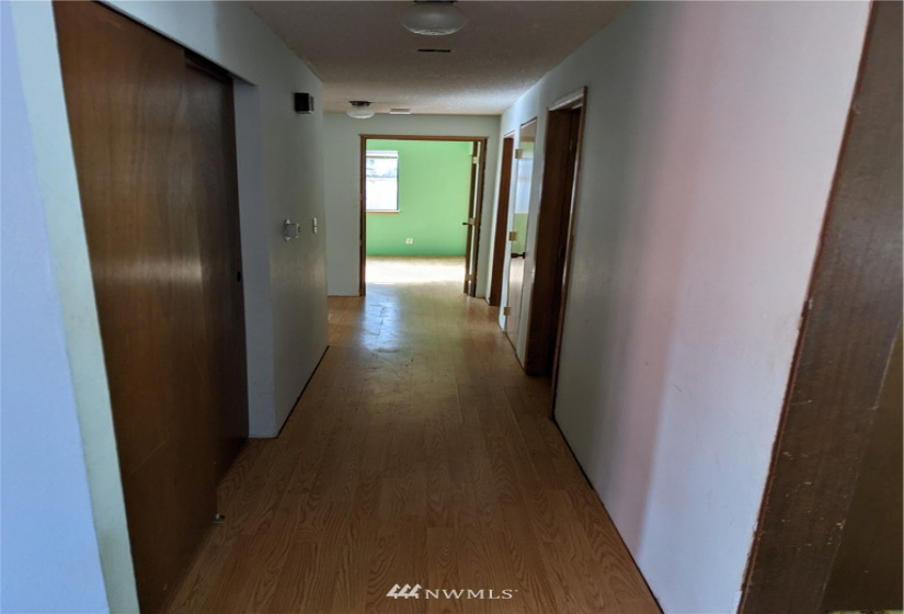 29319 12th Pl S, Federal Way, Washington 98003, 4 Bedrooms Bedrooms, ,2 BathroomsBathrooms,Residential,For Sale,Marlbrook Div. 1,12th Pl S,NWM1883489