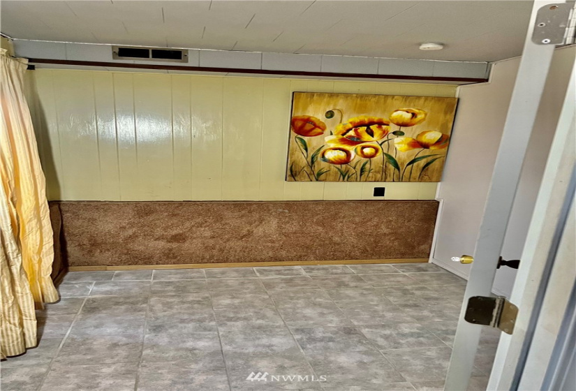 20809 125th, Kent, Washington 98031, 4 Bedrooms Bedrooms, ,1 BathroomBathrooms,Residential,For Sale,125th,NWM1883381