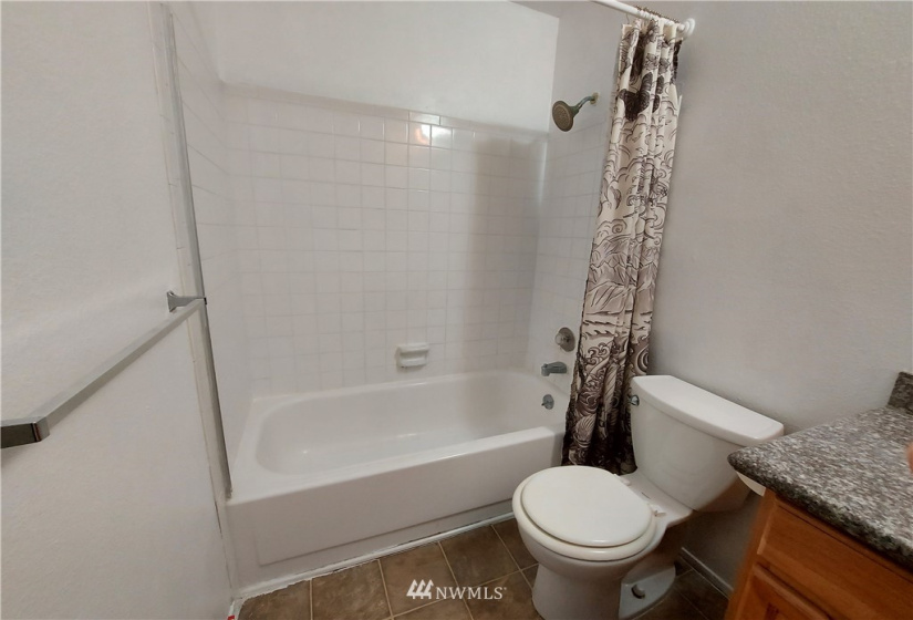 14665 34th, Bellevue, Washington 98007, 1 Bedroom Bedrooms, ,1 BathroomBathrooms,Residential,For Sale,Bellevue Manor,34th,NWM1882579