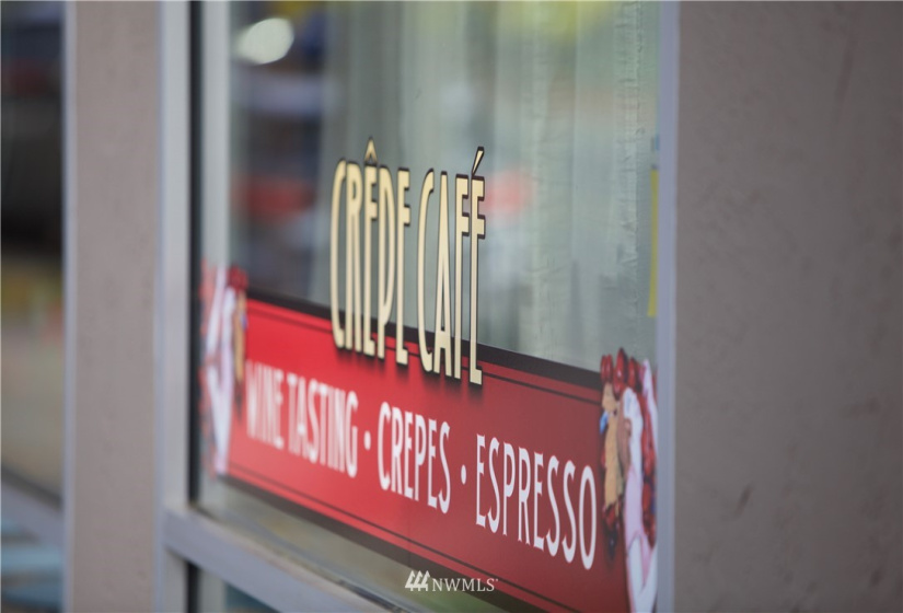 6550 Ravenna, Seattle, Washington 98115, 3 Bedrooms Bedrooms, ,1 BathroomBathrooms,Residential,For Sale,The Winston at Ravenna,Ravenna,NWM1881637