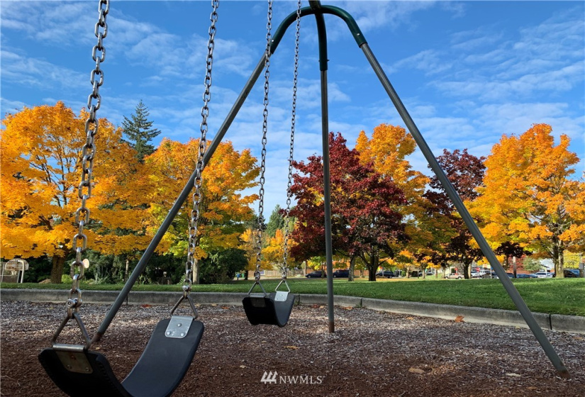 6560 Ravenna, Seattle, Washington 98115, 2 Bedrooms Bedrooms, ,Residential,For Sale,The Winston at Ravenna,Ravenna,NWM1883530