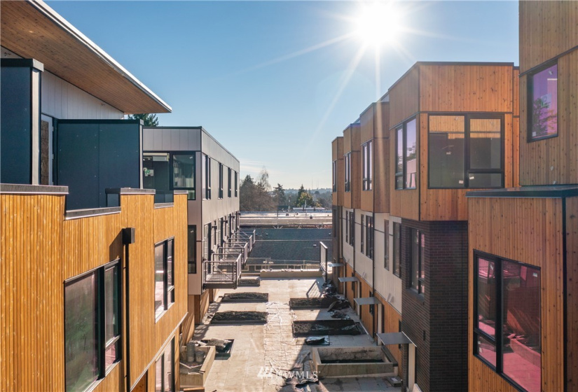 6560 Ravenna, Seattle, Washington 98115, 2 Bedrooms Bedrooms, ,Residential,For Sale,The Winston at Ravenna,Ravenna,NWM1883530