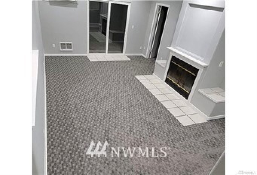 5672 Frontage Rd, Moses Lake, Washington 98837, 3 Bedrooms Bedrooms, ,1 BathroomBathrooms,Residential,For Sale,Frontage Rd,NWM1883591