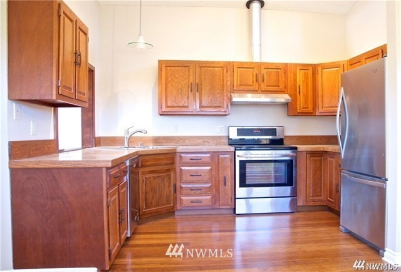 382 Shepard, Bainbridge Island, Washington 98110, 2 Bedrooms Bedrooms, ,1 BathroomBathrooms,Residential Lease,For Rent,Shepard,NWM1878706