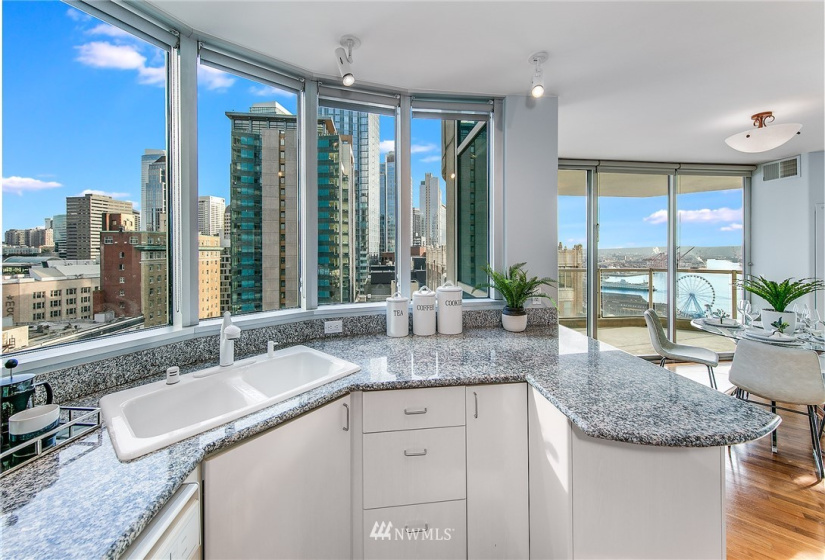 2000 1st, Seattle, Washington 98121, 2 Bedrooms Bedrooms, ,1 BathroomBathrooms,Residential,For Sale,One Pacific Tower,1st,NWM1881247