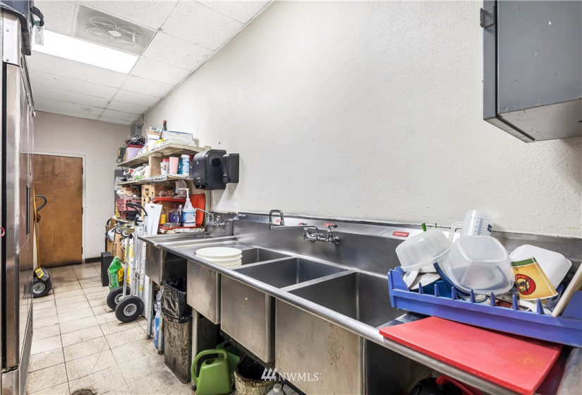 2601 Stevens, Tacoma, Washington 98407, ,Business Opportunity,For Sale,Stevens,NWM1883712