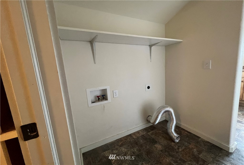 1707 Fowler, Raymond, Washington 98577, 3 Bedrooms Bedrooms, ,3 BathroomsBathrooms,Residential,For Sale,Fowler,NWM1883711