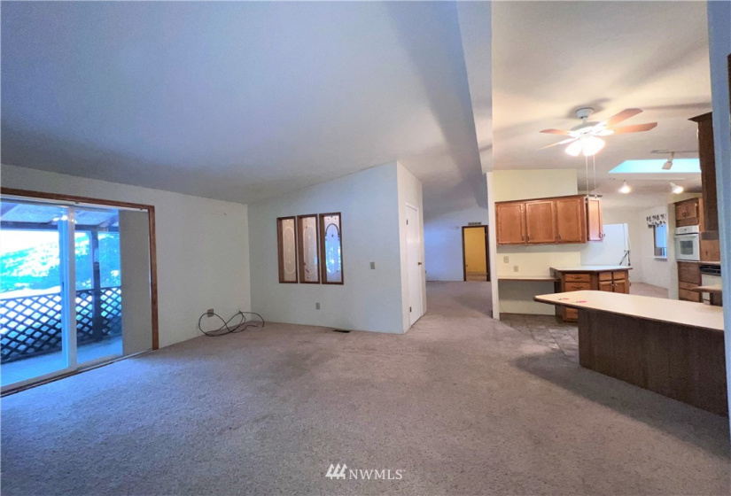 1009 Fir, Republic, Washington 99166, 3 Bedrooms Bedrooms, ,2 BathroomsBathrooms,Residential,For Sale,REPLAT OF CONLANS ADDITION,Fir,NWM1882168