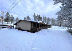 1009 Fir, Republic, Washington 99166, 3 Bedrooms Bedrooms, ,2 BathroomsBathrooms,Residential,For Sale,REPLAT OF CONLANS ADDITION,Fir,NWM1882168