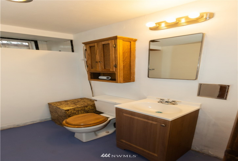 2127 School, Walla Walla, Washington 99362, 5 Bedrooms Bedrooms, ,1 BathroomBathrooms,Residential,For Sale,School,NWM1883746