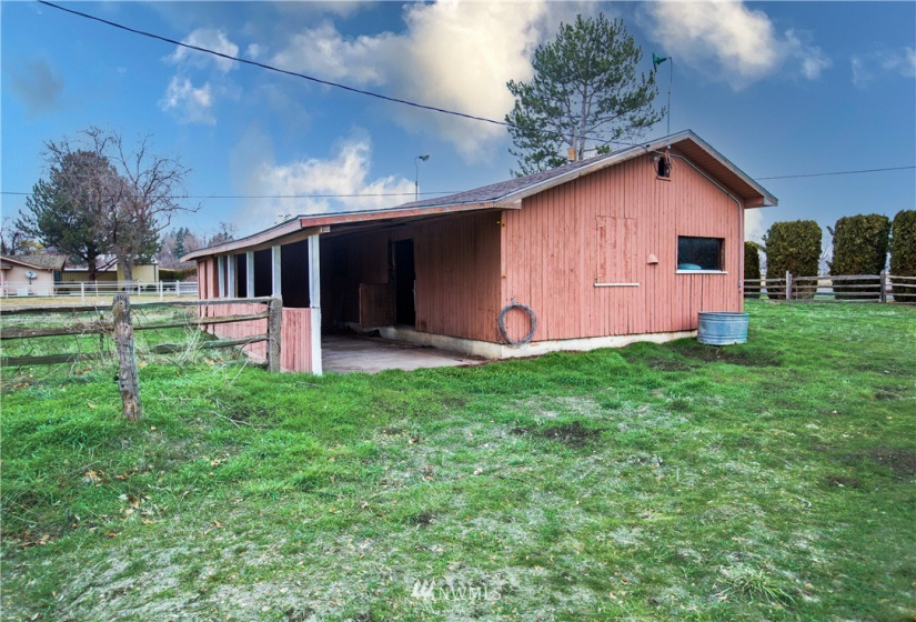 2127 School, Walla Walla, Washington 99362, 5 Bedrooms Bedrooms, ,1 BathroomBathrooms,Residential,For Sale,School,NWM1883746