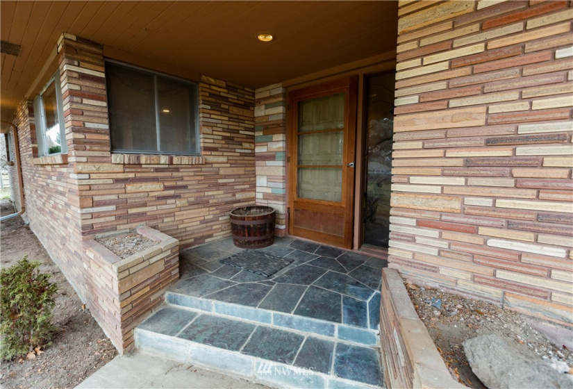 2127 School, Walla Walla, Washington 99362, 5 Bedrooms Bedrooms, ,1 BathroomBathrooms,Residential,For Sale,School,NWM1883746