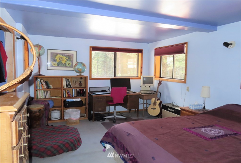 29 Green, Republic, Washington 99166, 3 Bedrooms Bedrooms, ,1 BathroomBathrooms,Residential,For Sale,Green,NWM1883813