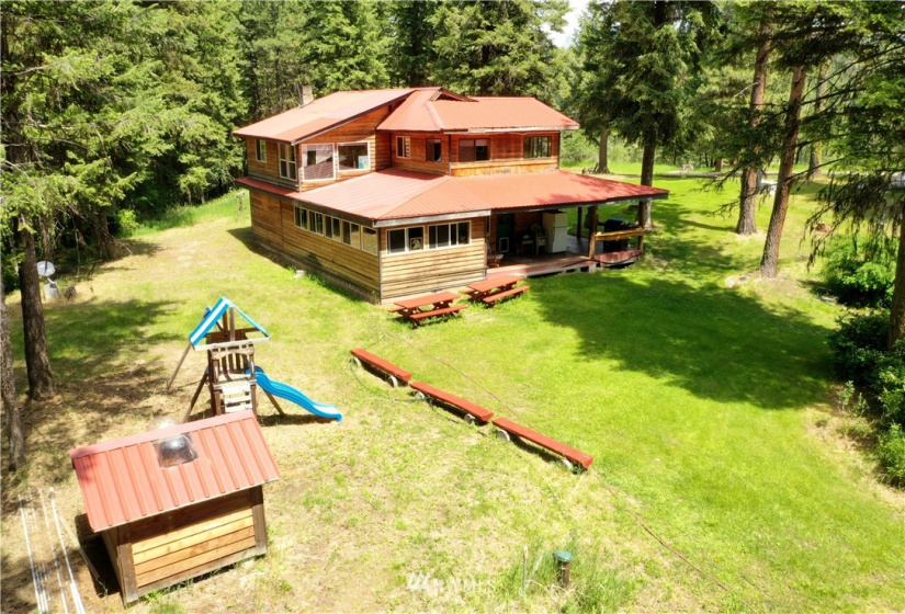 29 Green, Republic, Washington 99166, 3 Bedrooms Bedrooms, ,1 BathroomBathrooms,Residential,For Sale,Green,NWM1883813