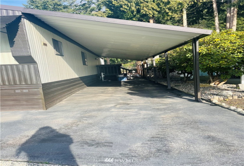 2302 R, Auburn, Washington 98002, 2 Bedrooms Bedrooms, ,1 BathroomBathrooms,Manufactured In Park,For Sale,R,NWM1883287