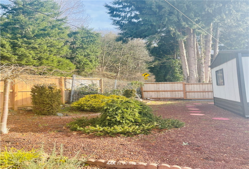 2302 R, Auburn, Washington 98002, 2 Bedrooms Bedrooms, ,1 BathroomBathrooms,Manufactured In Park,For Sale,R,NWM1883287