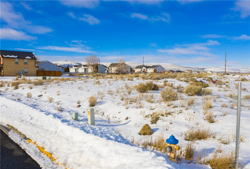 1120 3rd Ave NE, Ephrata, Washington 99123, ,Land,For Sale,3rd Ave NE,NWM1883857