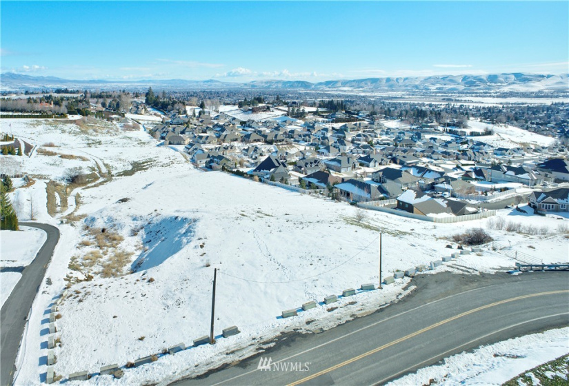 0 NKA Scenic, Yakima, Washington 98908, ,Land,For Sale,Sp 82-231,Scenic,NWM1883993