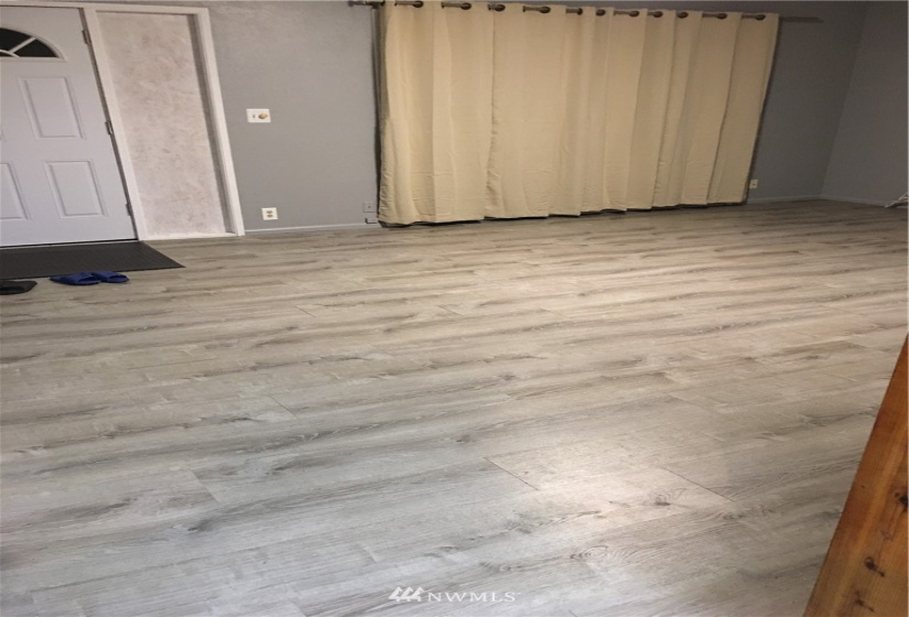 100 Lewis, Aberdeen, Washington 98520, 1 Bedroom Bedrooms, ,Residential,For Sale,Lewis,NWM1883972