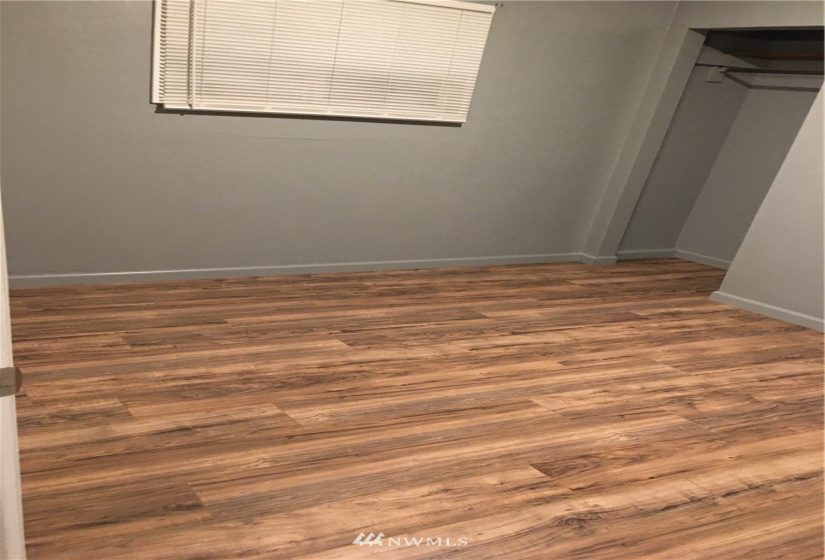 100 Lewis, Aberdeen, Washington 98520, 1 Bedroom Bedrooms, ,Residential,For Sale,Lewis,NWM1883972