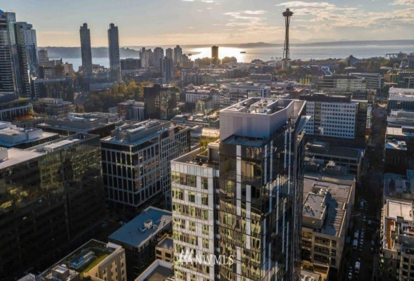 1145 Republican, Seattle, Washington 98109, 2 Bedrooms Bedrooms, ,2 BathroomsBathrooms,Residential Lease,For Rent,Republican,NWM1884024