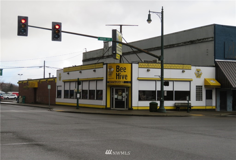 300 Main, Montesano, Washington 98563, ,Commercial Sale,For Sale,Main,NWM1883831