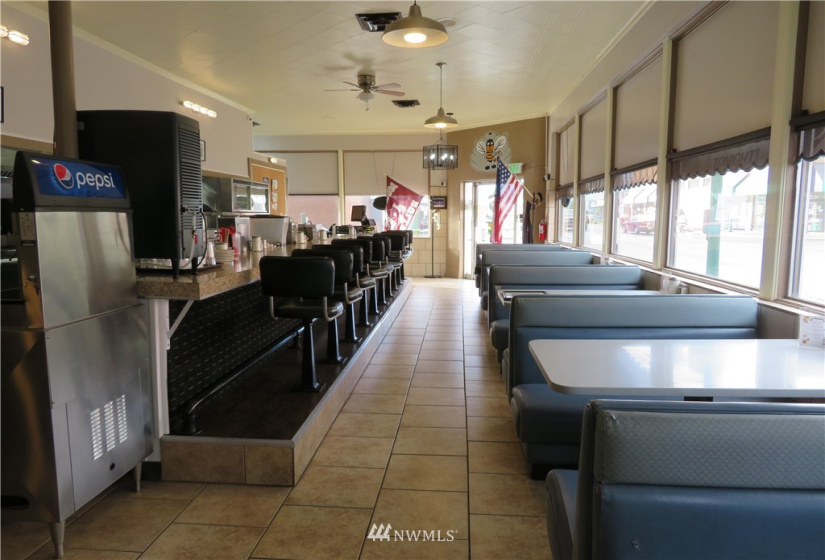 300 Main, Montesano, Washington 98563, ,Commercial Sale,For Sale,Main,NWM1883831