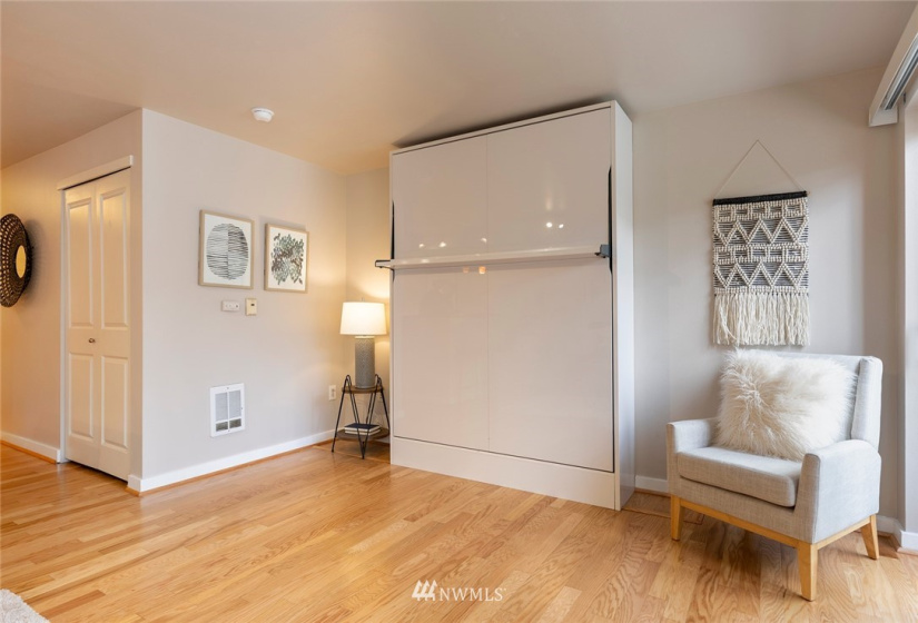 108 5th, Seattle, Washington 98104, ,1 BathroomBathrooms,Residential,For Sale,Tobira,5th,NWM1884106