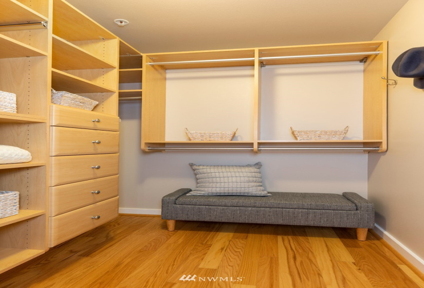 108 5th, Seattle, Washington 98104, ,1 BathroomBathrooms,Residential,For Sale,Tobira,5th,NWM1884106