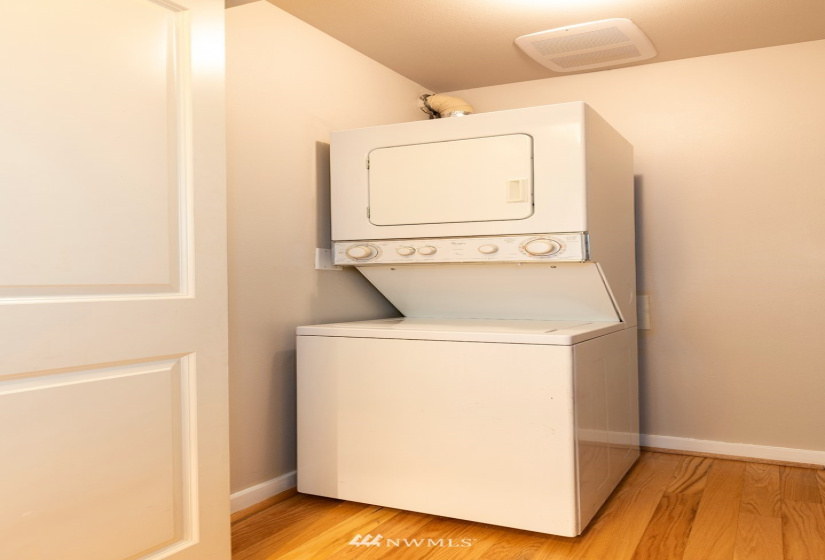 108 5th, Seattle, Washington 98104, ,1 BathroomBathrooms,Residential,For Sale,Tobira,5th,NWM1884106