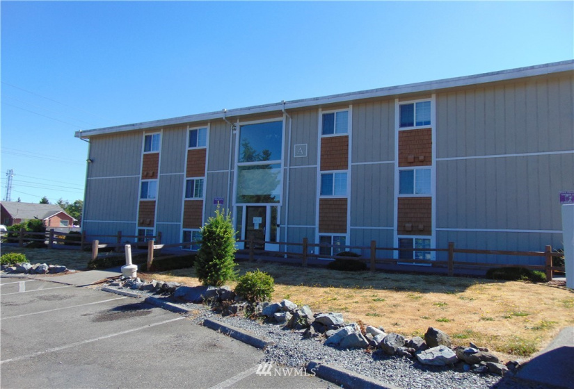 832 Casino, Everett, Washington 98204, 2 Bedrooms Bedrooms, ,1 BathroomBathrooms,Residential Lease,For Rent,Casino,NWM1884381