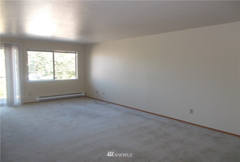 1527 14th, Seattle, Washington 98144, 2 Bedrooms Bedrooms, ,1 BathroomBathrooms,Residential Lease,For Rent,14th,NWM1884366