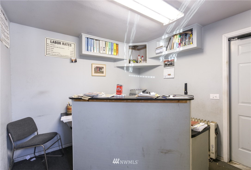 2401 Old Hwy 99 South, Mount Vernon, Washington 98273, 4 Bedrooms Bedrooms, ,1 BathroomBathrooms,Residential,For Sale,Old Hwy 99 South,NWM1884064