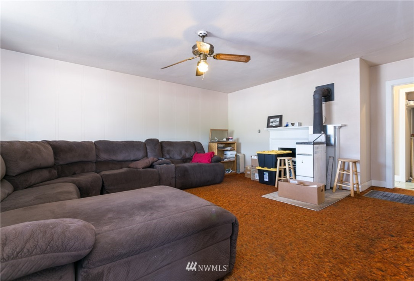 2401 Old Hwy 99 South, Mount Vernon, Washington 98273, 4 Bedrooms Bedrooms, ,1 BathroomBathrooms,Residential,For Sale,Old Hwy 99 South,NWM1884064