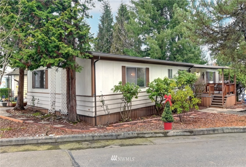 2200 196th, Bothell, Washington 98012, 3 Bedrooms Bedrooms, ,1 BathroomBathrooms,Manufactured In Park,For Sale,196th,NWM1883819