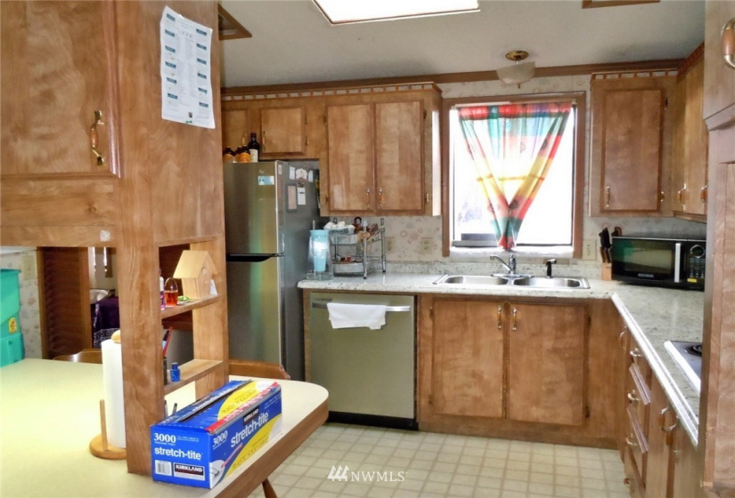 2850 Erlands Point, Bremerton, Washington 98312, 2 Bedrooms Bedrooms, ,2 BathroomsBathrooms,Manufactured In Park,For Sale,Erlands Point,NWM1883145