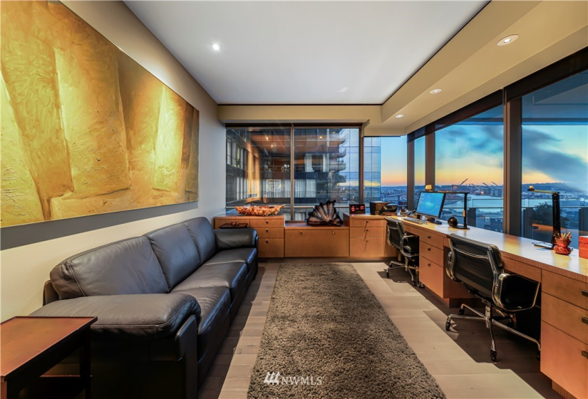 99 Union, Seattle, Washington 98101, 2 Bedrooms Bedrooms, ,1 BathroomBathrooms,Residential,For Sale,Four Seasons Private Residences,Union,NWM1883750