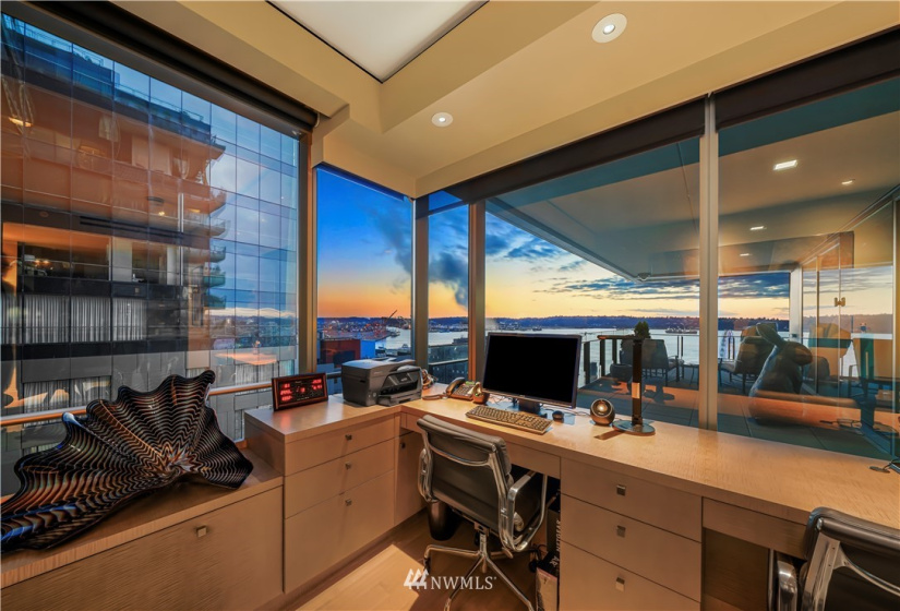 99 Union, Seattle, Washington 98101, 2 Bedrooms Bedrooms, ,1 BathroomBathrooms,Residential,For Sale,Four Seasons Private Residences,Union,NWM1883750