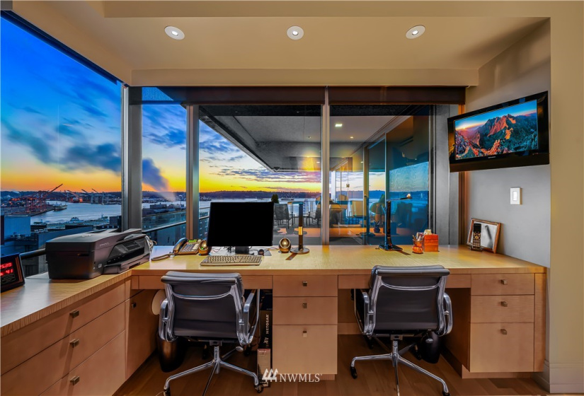 99 Union, Seattle, Washington 98101, 2 Bedrooms Bedrooms, ,1 BathroomBathrooms,Residential,For Sale,Four Seasons Private Residences,Union,NWM1883750
