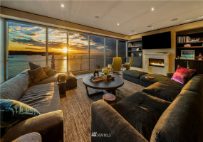 99 Union, Seattle, Washington 98101, 2 Bedrooms Bedrooms, ,1 BathroomBathrooms,Residential,For Sale,Four Seasons Private Residences,Union,NWM1883750