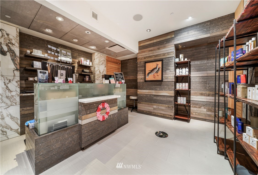 99 Union, Seattle, Washington 98101, 2 Bedrooms Bedrooms, ,1 BathroomBathrooms,Residential,For Sale,Four Seasons Private Residences,Union,NWM1883750