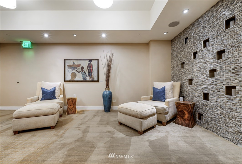 99 Union, Seattle, Washington 98101, 2 Bedrooms Bedrooms, ,1 BathroomBathrooms,Residential,For Sale,Four Seasons Private Residences,Union,NWM1883750