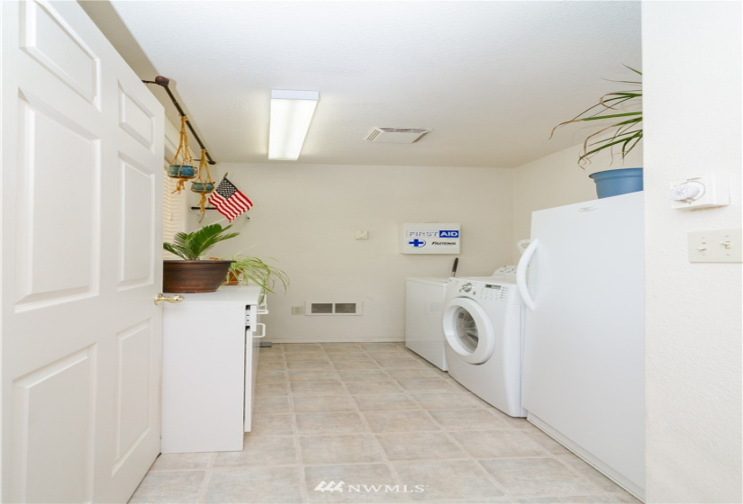 35511 I, Ocean Park, Washington 98640, 3 Bedrooms Bedrooms, ,1 BathroomBathrooms,Residential,For Sale,SURFSIDE ESTATES DV-19,I,NWM1882939