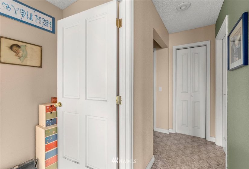 211 8 Guiberson, Winlock, Washington 98596, 4 Bedrooms Bedrooms, ,3 BathroomsBathrooms,Residential,For Sale,Guiberson,NWM1880398