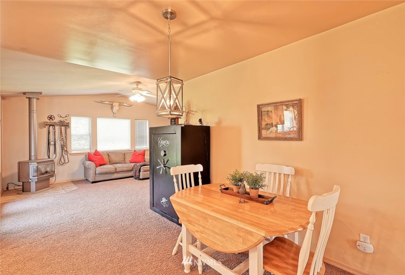 25619 25619 Florence Acres, Monroe, Washington 98272, 3 Bedrooms Bedrooms, ,2 BathroomsBathrooms,Residential,For Sale,25619 Florence Acres,NWM1883460