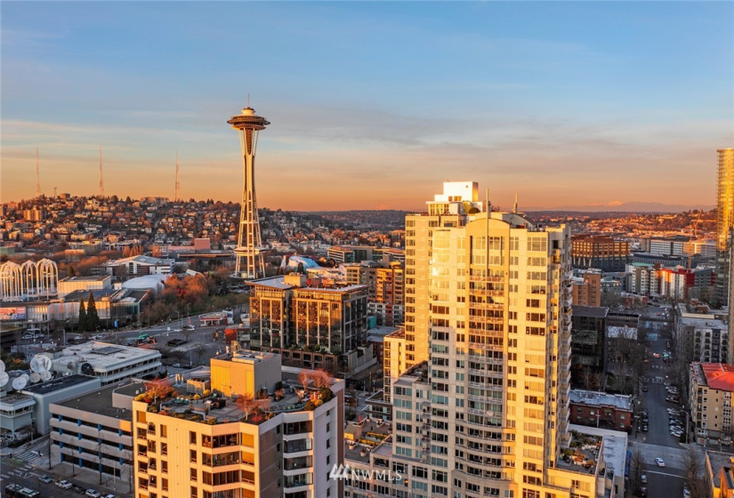 2600 2nd, Seattle, Washington 98121, 3 Bedrooms Bedrooms, ,2 BathroomsBathrooms,Residential,For Sale,Seattle Heights,2nd,NWM1881397