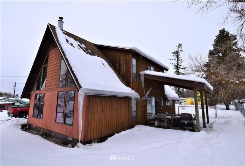 320 Franklin, Waterville, Washington 98858, 4 Bedrooms Bedrooms, ,1 BathroomBathrooms,Residential,For Sale,Greens 1st Addition,Franklin,NWM1884241