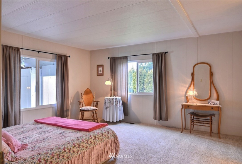 3702 Hunt, Gig Harbor, Washington 98335, 2 Bedrooms Bedrooms, ,1 BathroomBathrooms,Manufactured In Park,For Sale,Hunt,NWM1884177