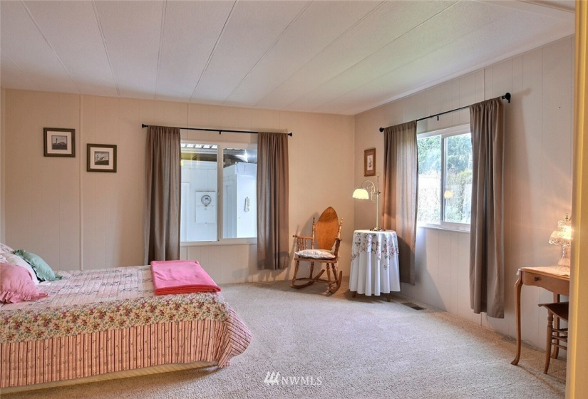 3702 Hunt, Gig Harbor, Washington 98335, 2 Bedrooms Bedrooms, ,1 BathroomBathrooms,Manufactured In Park,For Sale,Hunt,NWM1884177