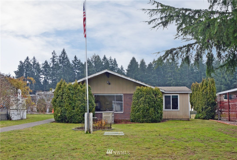 3702 Hunt, Gig Harbor, Washington 98335, 2 Bedrooms Bedrooms, ,1 BathroomBathrooms,Manufactured In Park,For Sale,Hunt,NWM1884177